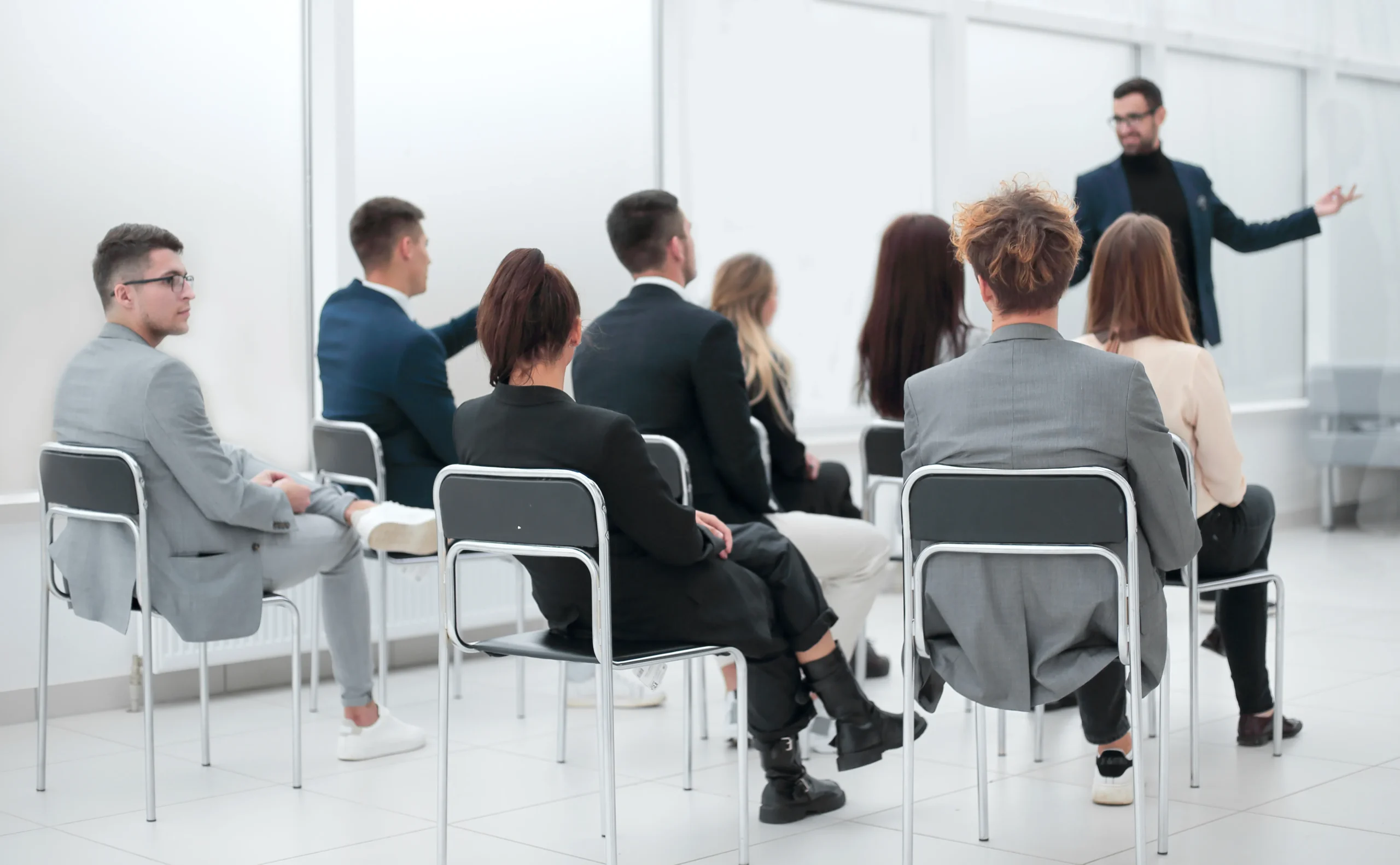 Imagen profesor en clase.