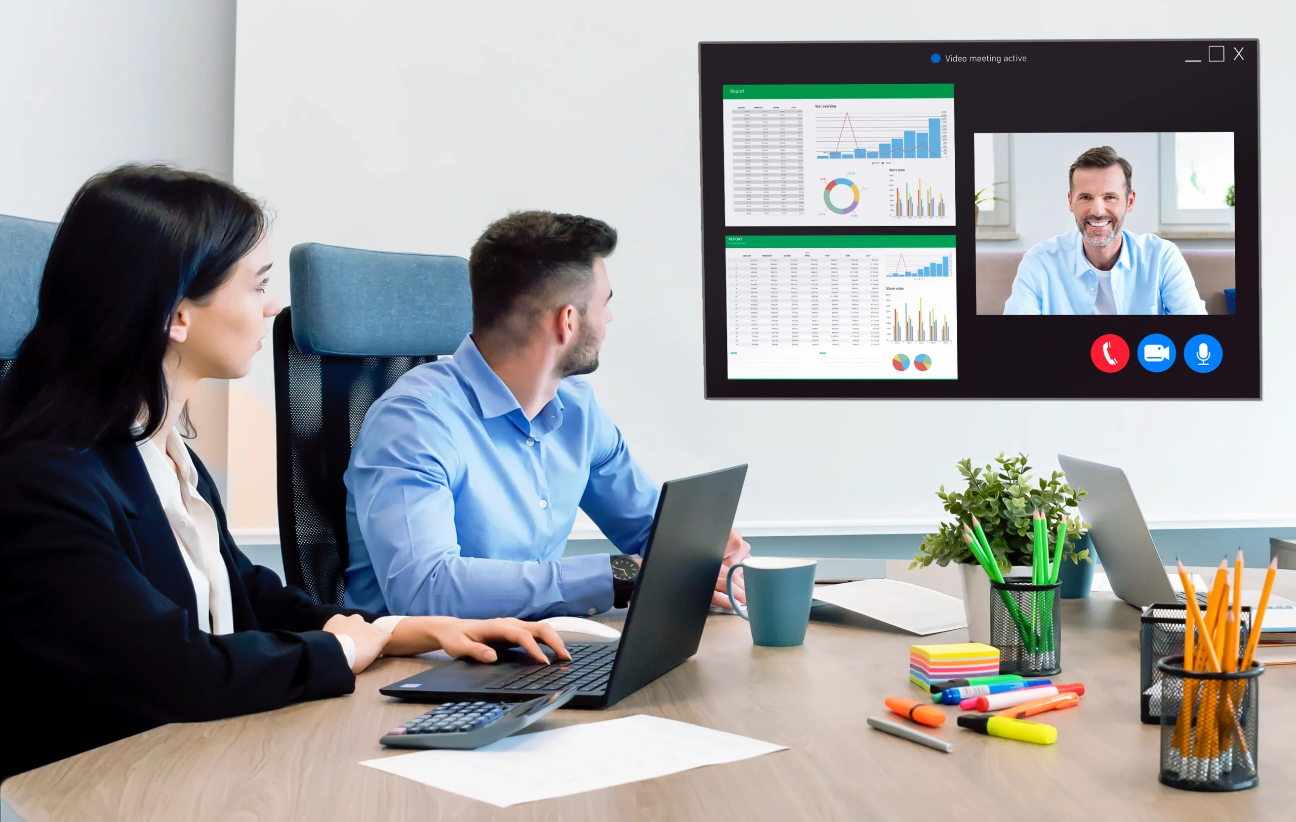 Imagen videollamada con profesor.